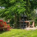 Zwei-zimmer-wohnung Borgo Collelungo By Interhome 몬타이오네